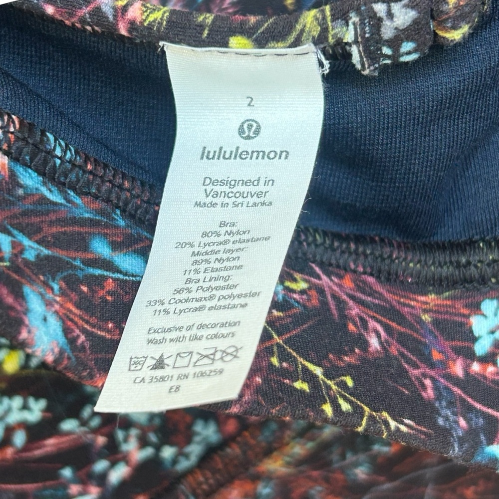 Lululemon Flow Y Bra B/C Cup Sz 2 NWOT in Foliage Overlay Multi Cottagecore RARE - Picture 16 of 16